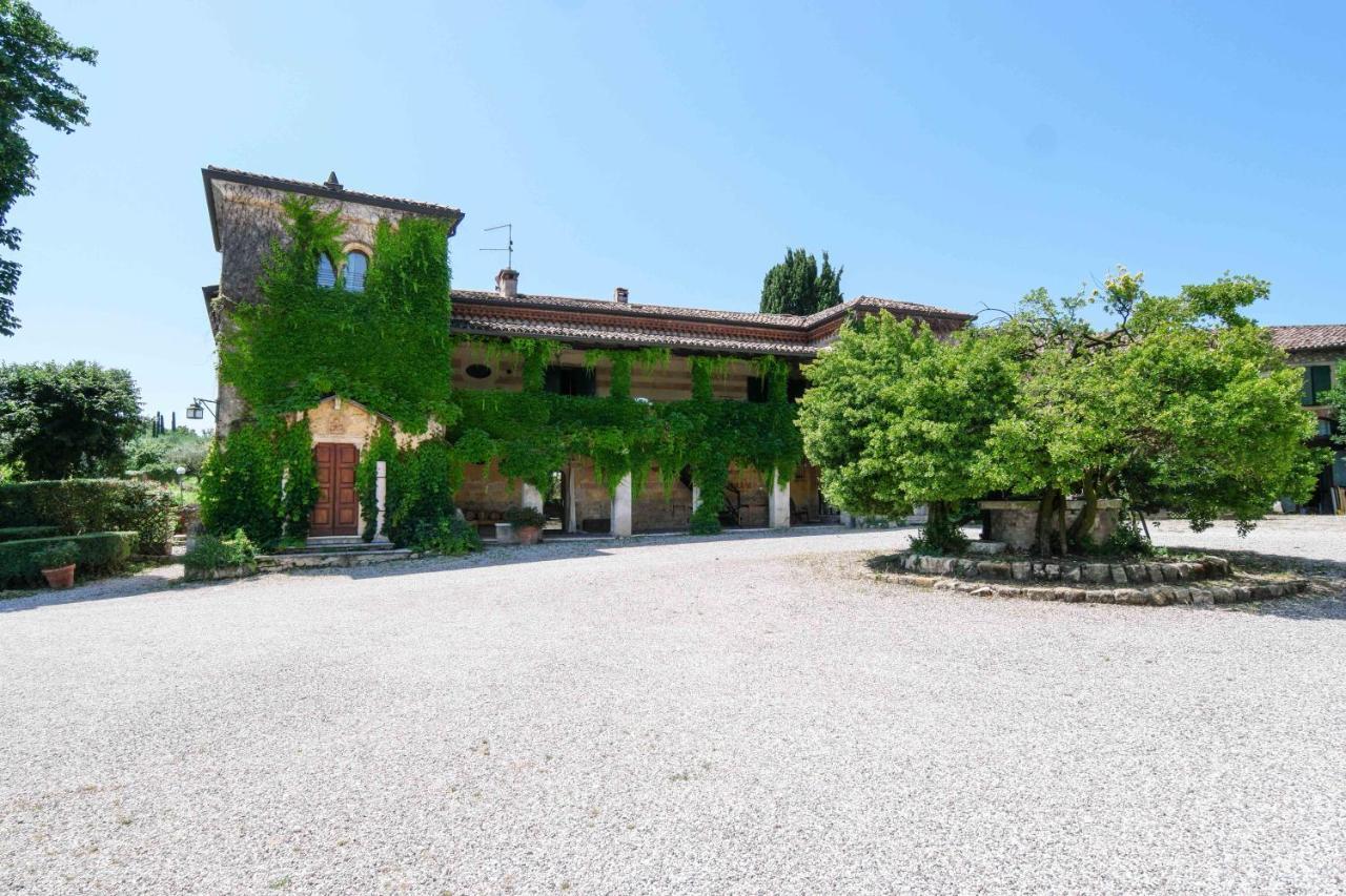 Villa Betteloni Valpolicella Suites San Pietro in Cariano Exterior photo
